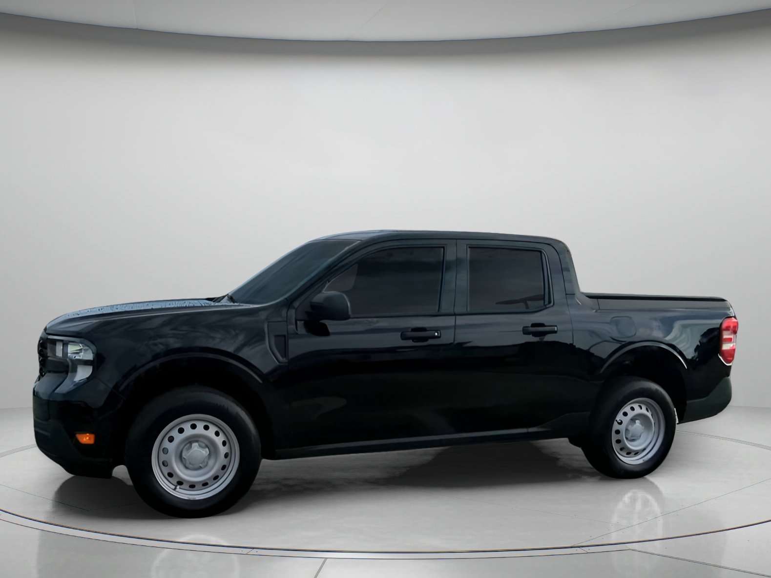 New 2026 Shadow Black Ford XL image 12