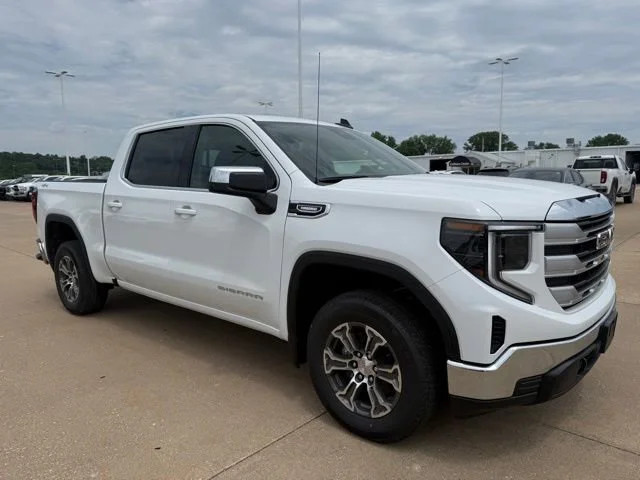 2026 GMC Sierra 4WD Crew Cab Short Box SLE's photo