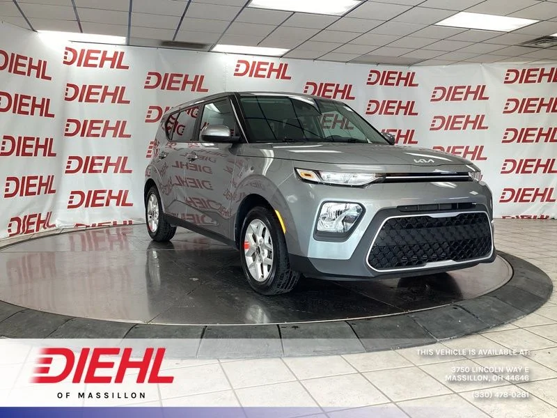 Used 2022 Gray Kia LX image 1