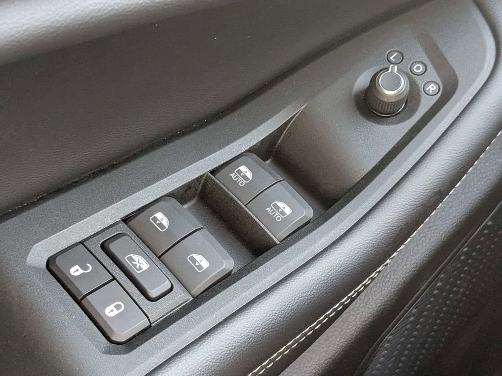 2025 Jeep Grand Cherokee Laredo - Photo 24