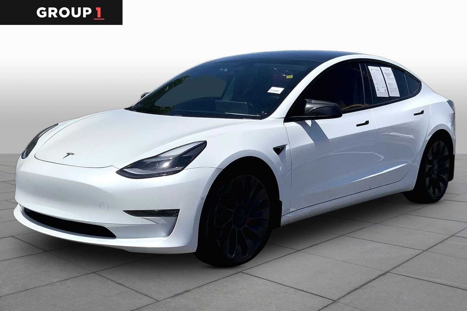 2021 Tesla Model 3 Performance Dual Motor All-Wheel Drive's photo