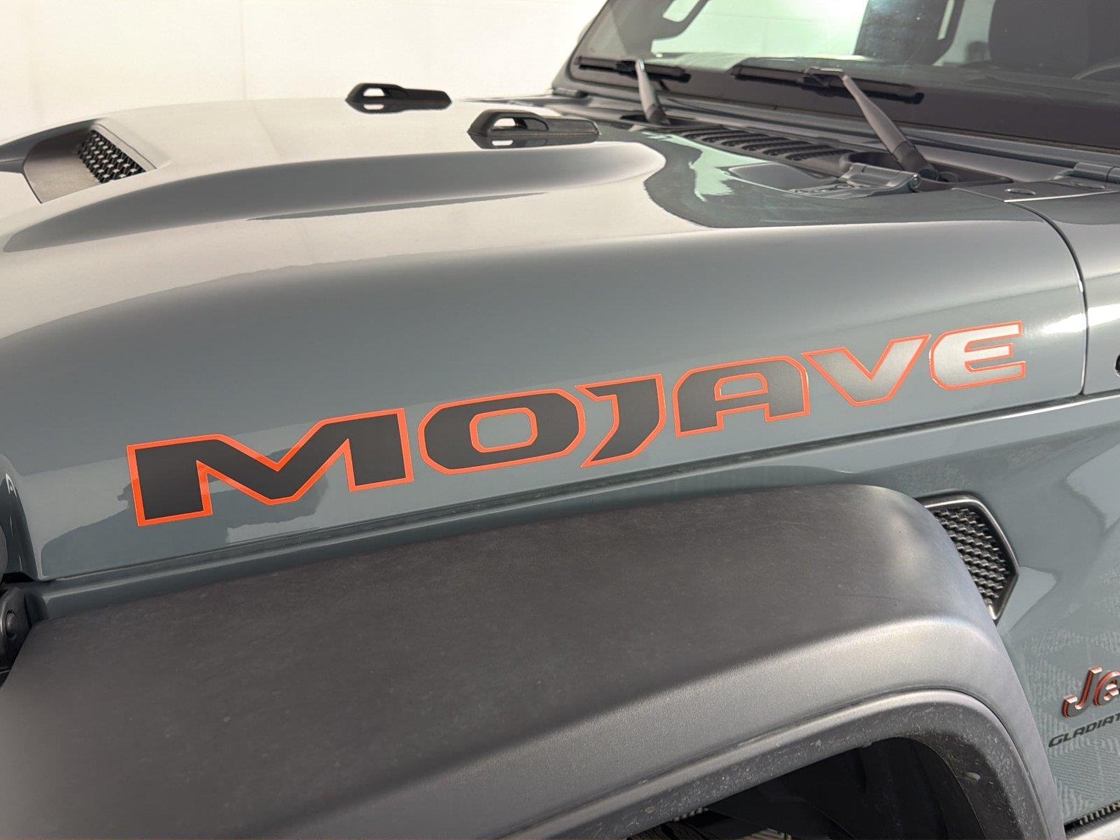 Used 2024 Anvil Clear Coat Jeep Mojave image 35