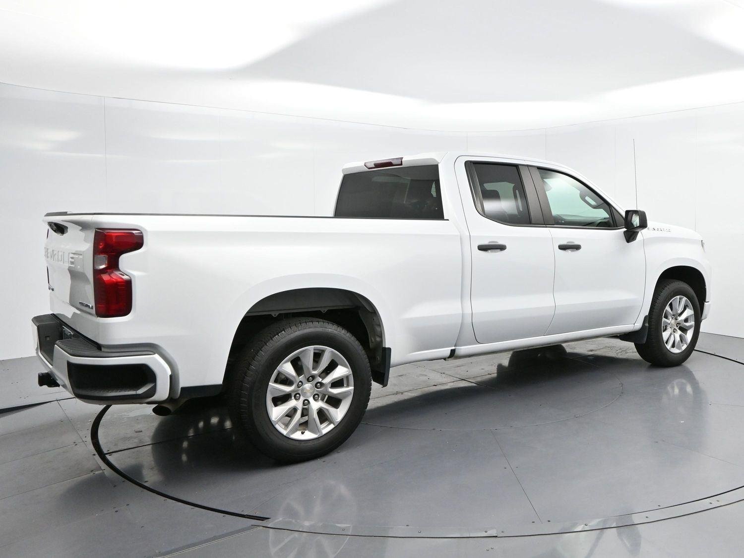 Used 2023 Summit White Chevrolet Custom image 7