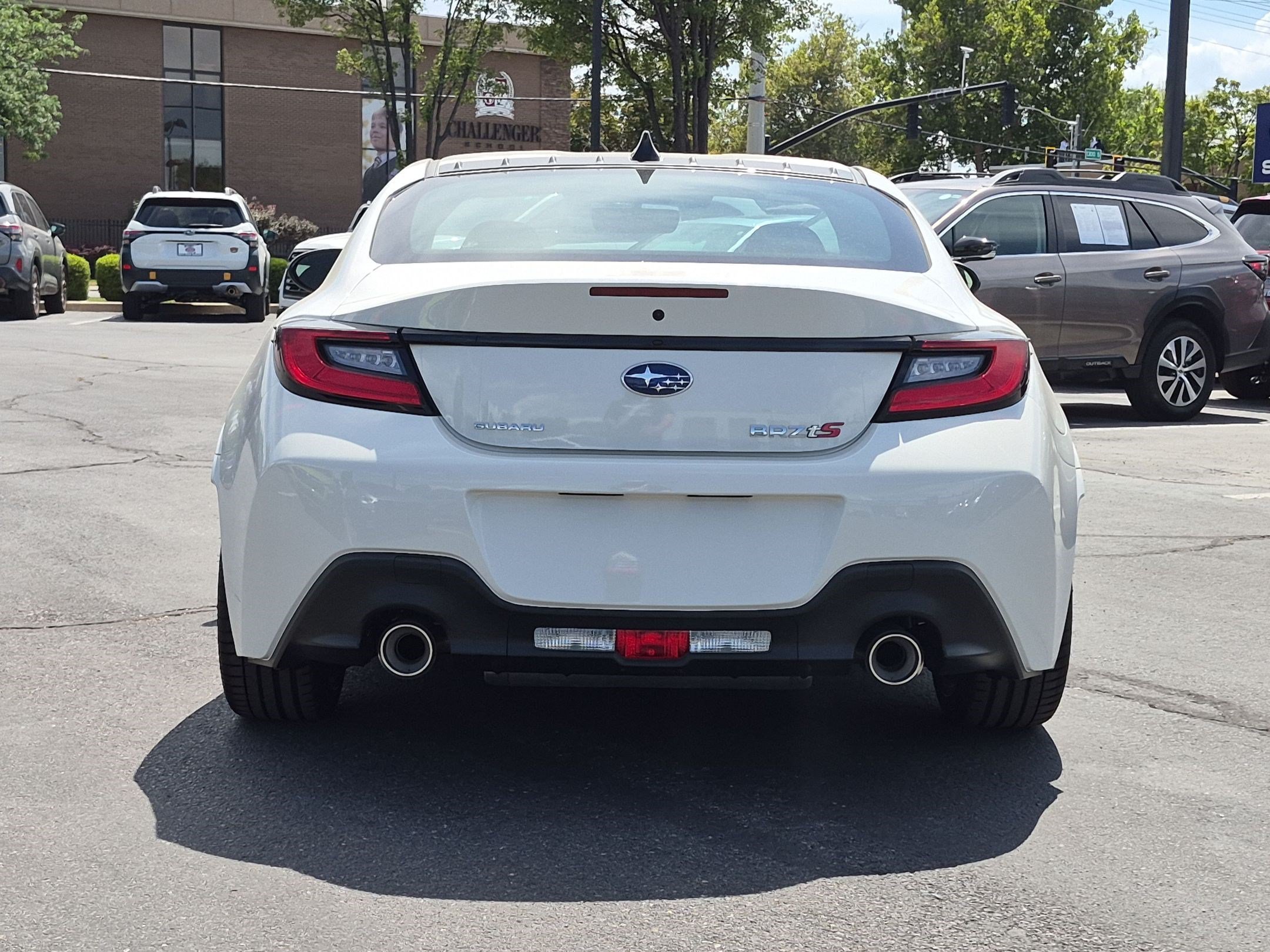 New 2026 CRYSTAL WHITE PEARL Subaru tS image 4
