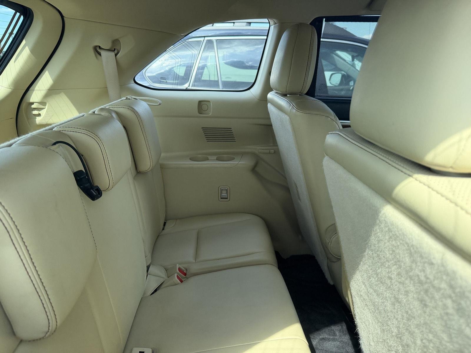 Used 2017 Blizzard Pearl Toyota Limited image 12