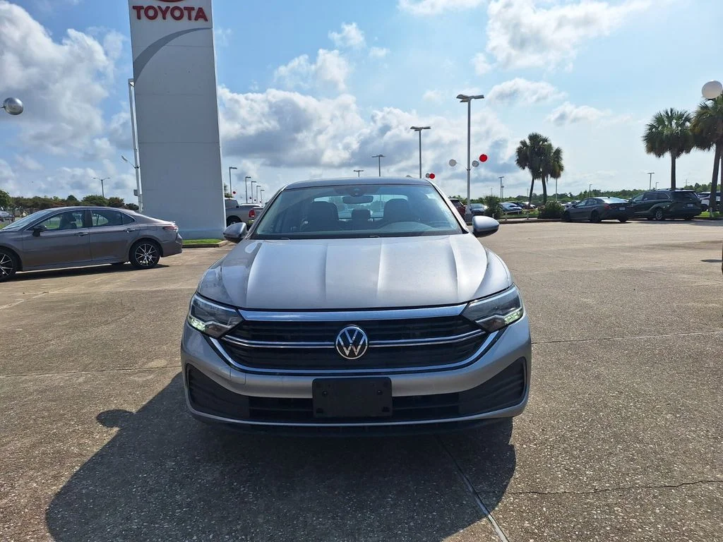 3VW7M7BU9RM057865