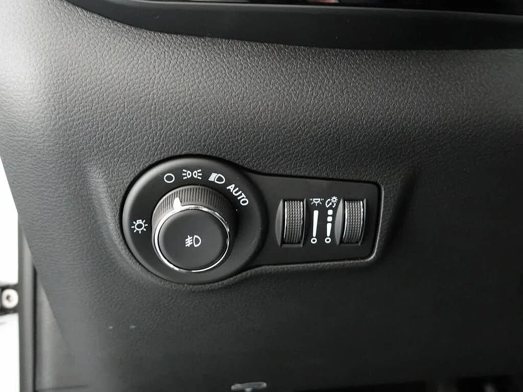 2026 Jeep Compass Altitude Special Edition - Photo 18