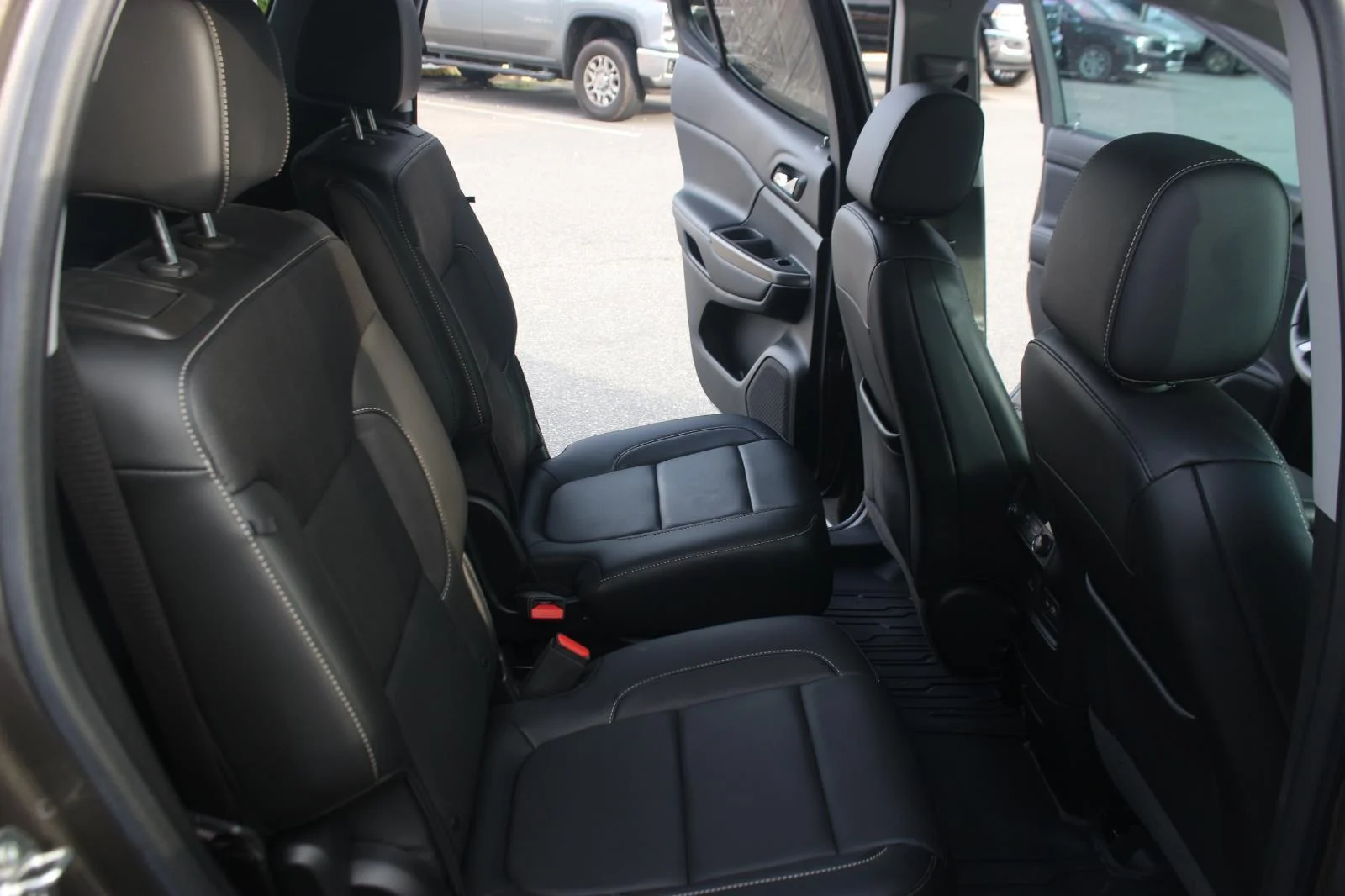 Used 2020 SMOKEY QUARTZ METALLIC GMC SLT image 40