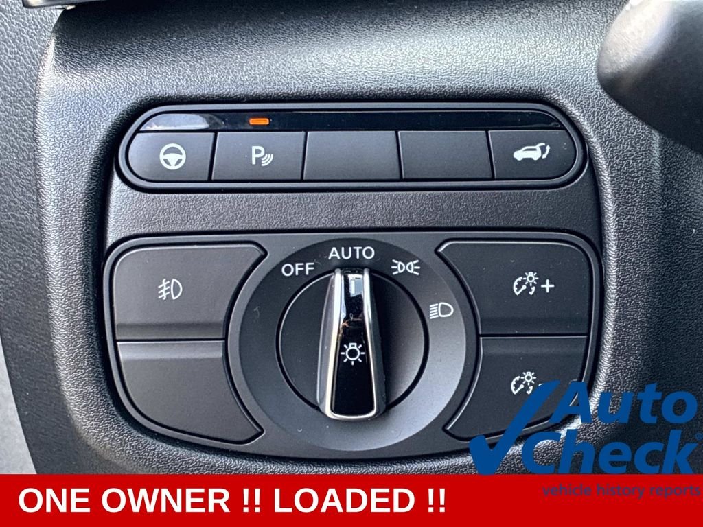 Used 2022 Gray INFINITI LUXE image 26