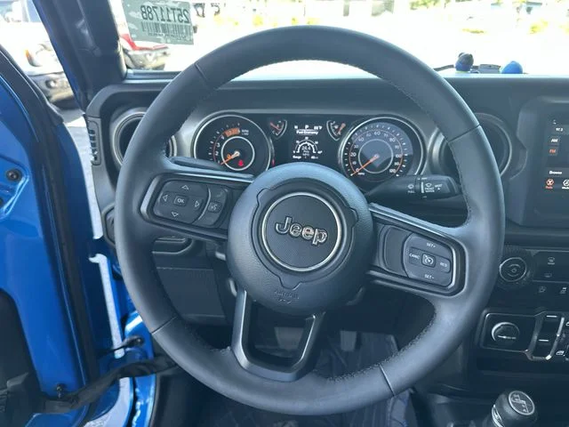 Used 2023 Blue Jeep Sport S image 15