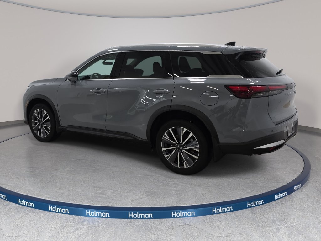 Certified Used 2027 Harbor Gray INFINITI LUXE image 7