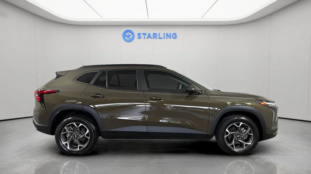 2024 Chevrolet Trax LT - Photo 25