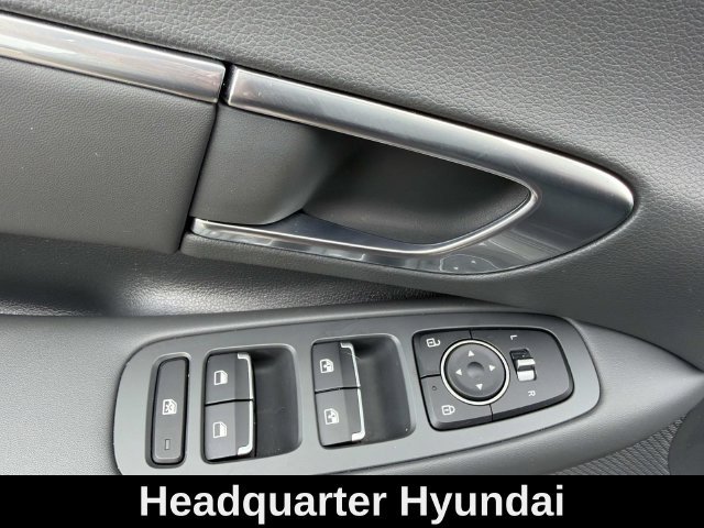Used 2022 Gray Hyundai SEL Plus image 8