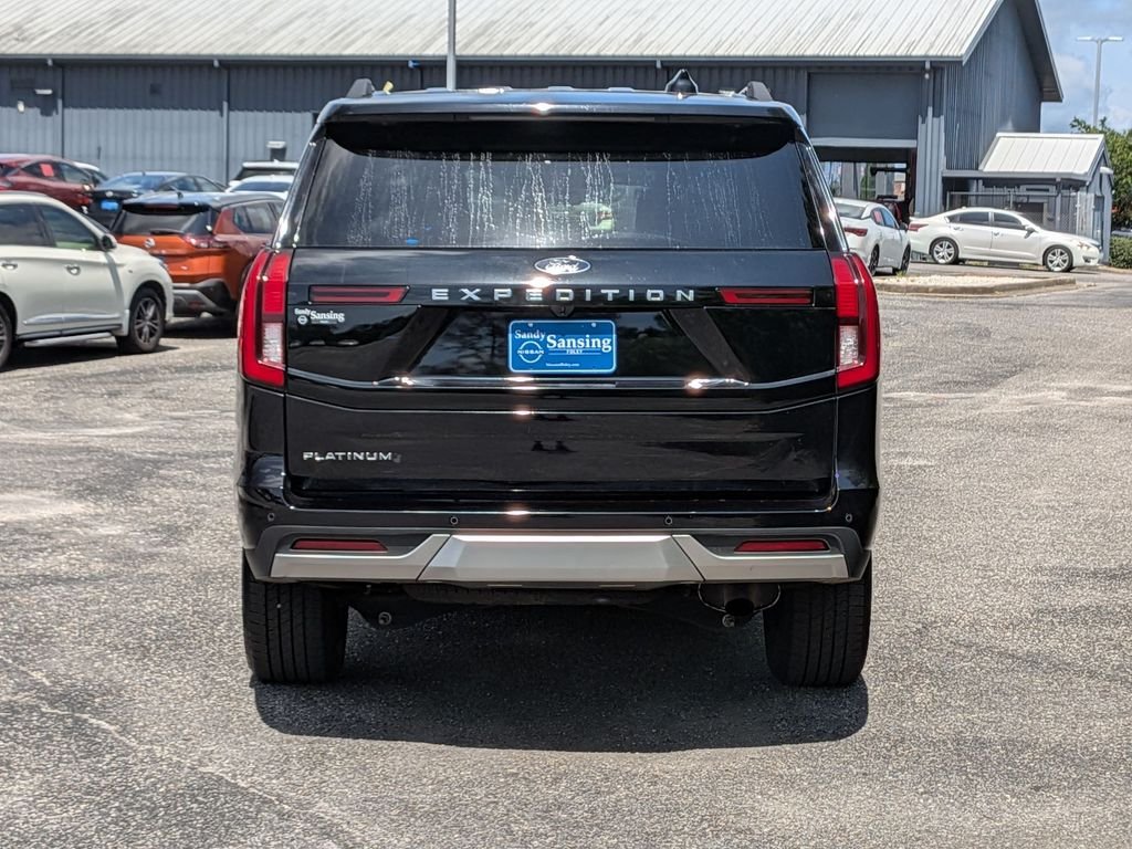 Used 2025 Black Ford Platinum image 4