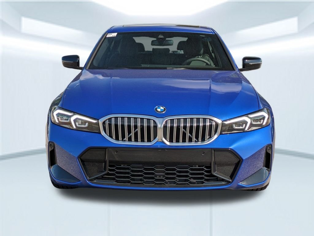 2025 BMW 3 Series 330i - Photo 8