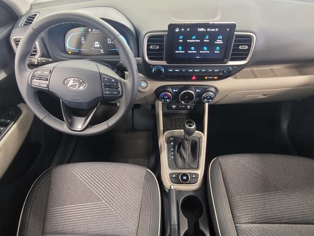 2025 Hyundai Venue Limited - Photo 21