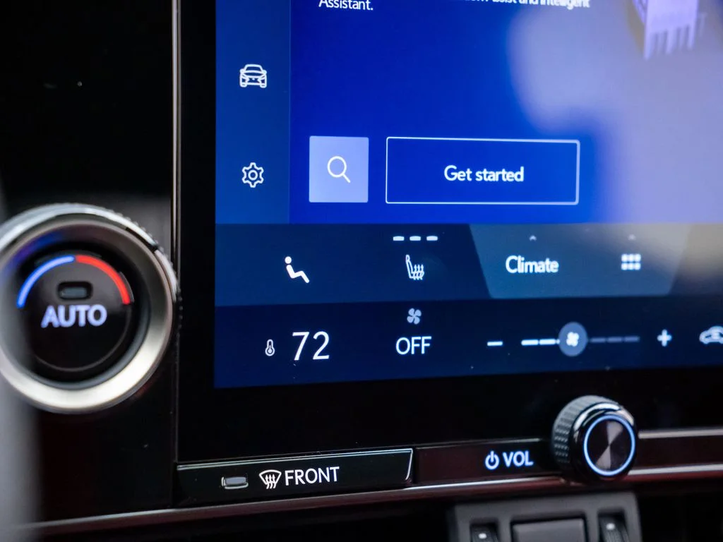 Used 2024 Silver Lexus 350 F SPORT Handling image 29