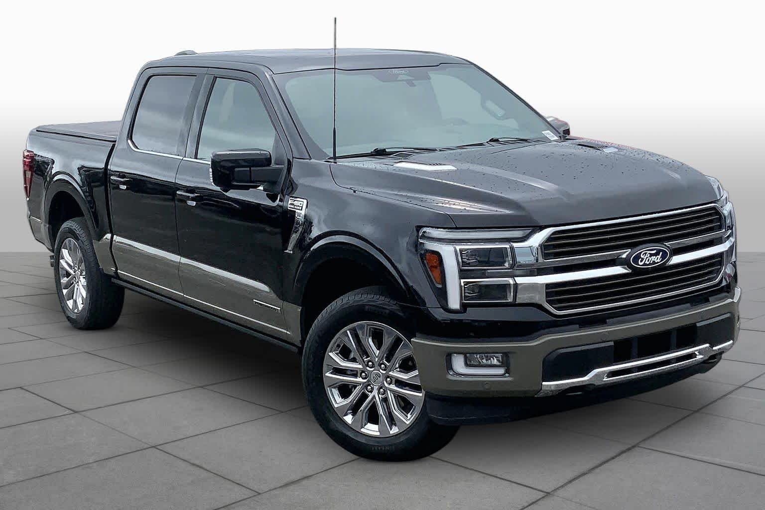Used 2025 Agate Black/Marsh Gray Ford King Ranch image 3
