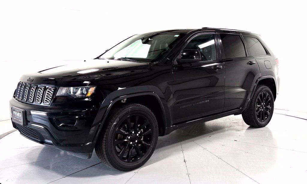 Used 2020 Black Jeep Altitude image 8