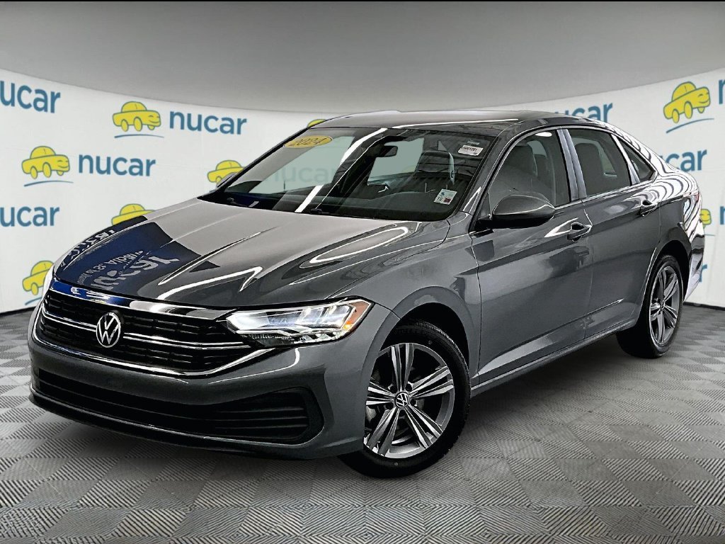 Used 2024 Gray Volkswagen 1.5T SE image 3