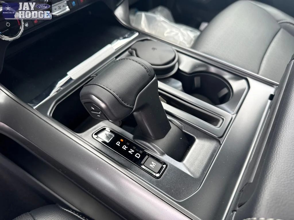 New 2026 Avalanche Ford Lariat® image 18