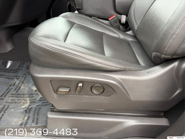 2025 GMC Sierra 1500 SLT - Photo 10