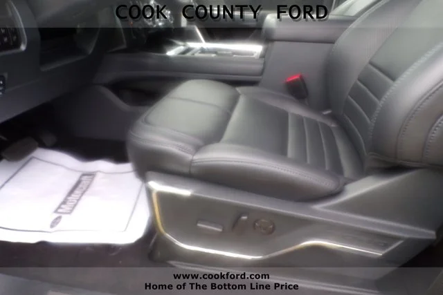 2025 Ford F-350 Super Duty Platinum - Photo 19