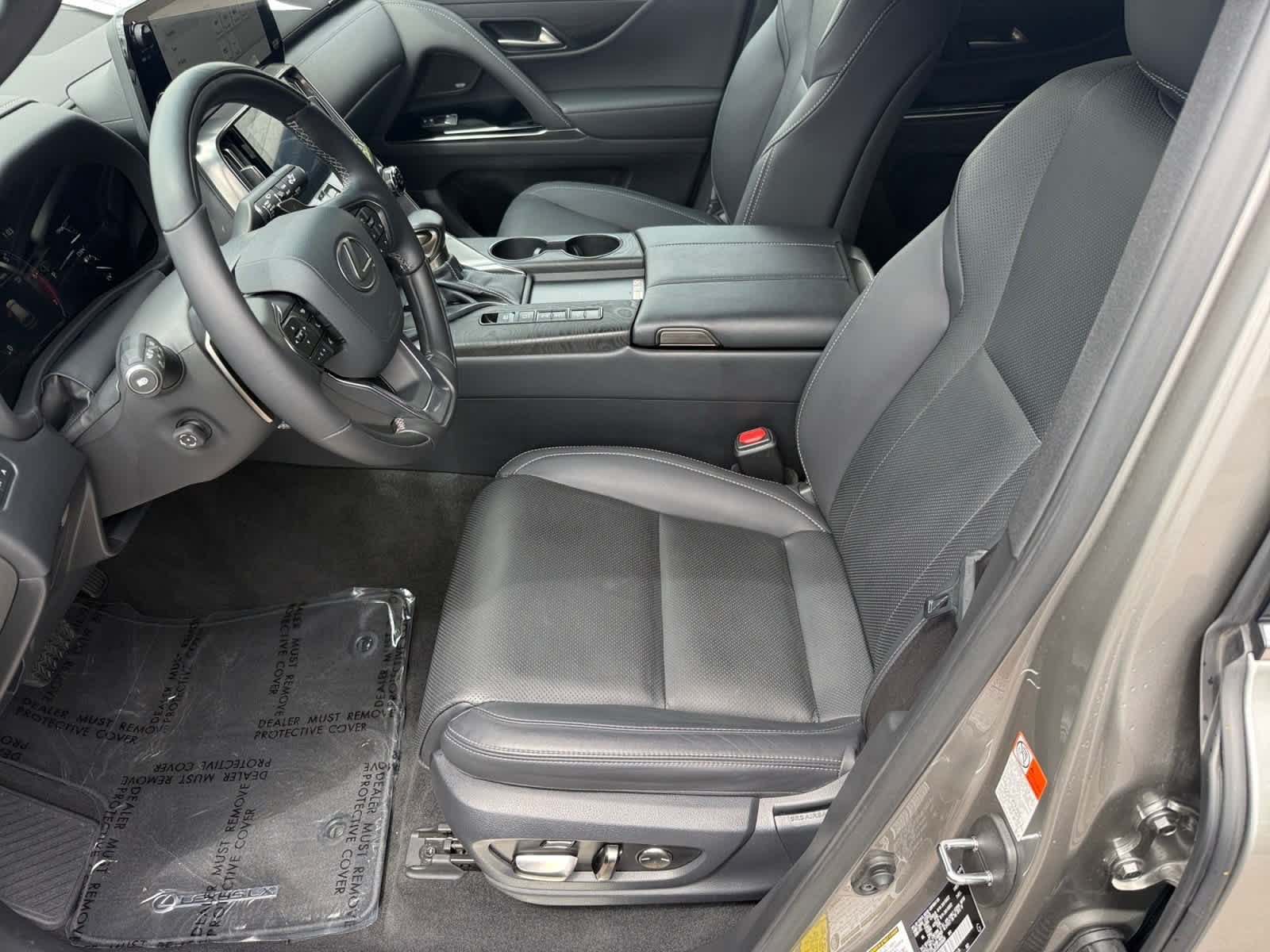 2024 Lexus LX 8
