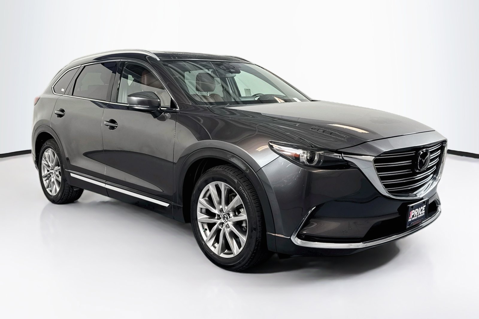 Used 2017 Machine Gray Metallic Mazda Signature image 3