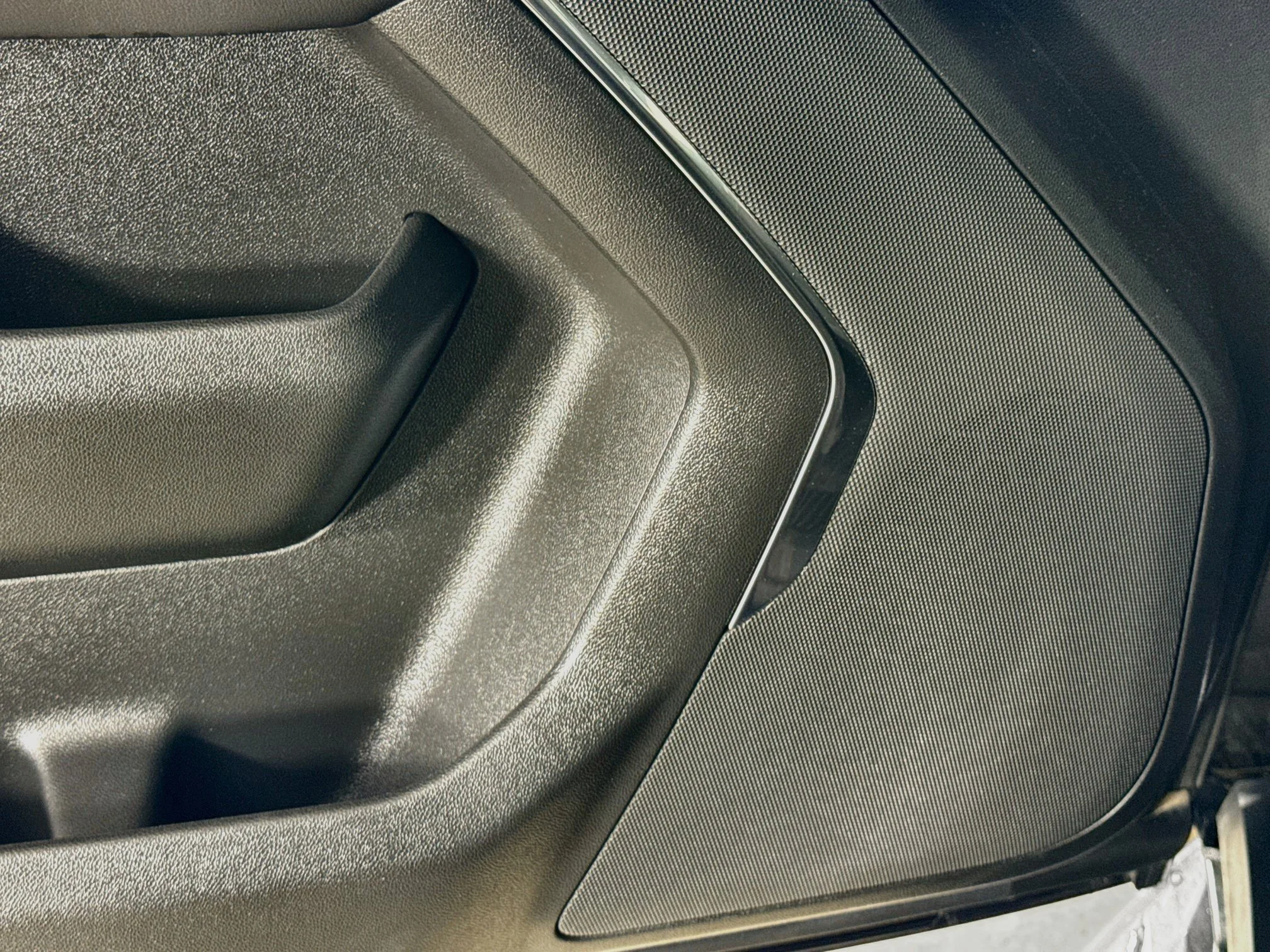 Used 2023 MIDNIGHT BLUE METALLIC Chevrolet LS image 21
