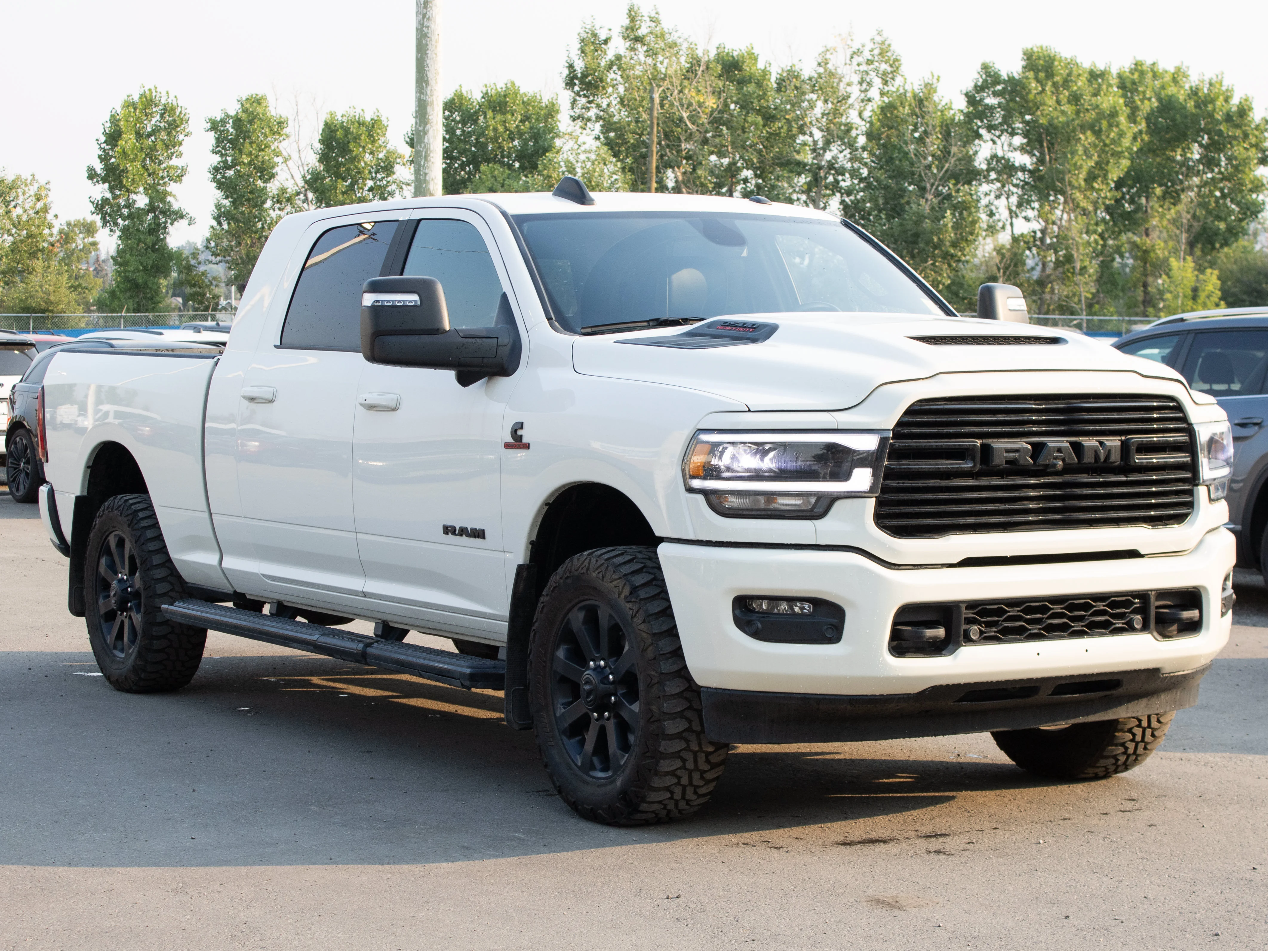 Certified Used 2024 White RAM Laramie * Cummins | Night Edition 6Passenger | Towing Tech | 5th Wheel | Heated Seats image 9