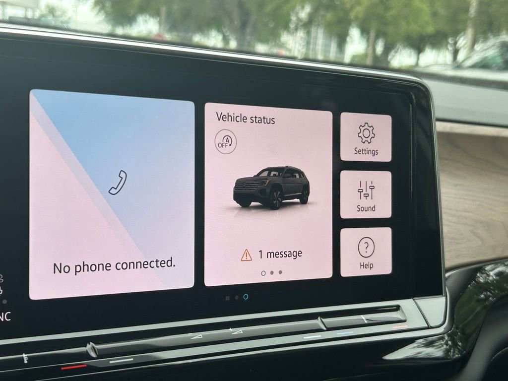 New 2026 White/off-white Volkswagen SE w/Technology image 16