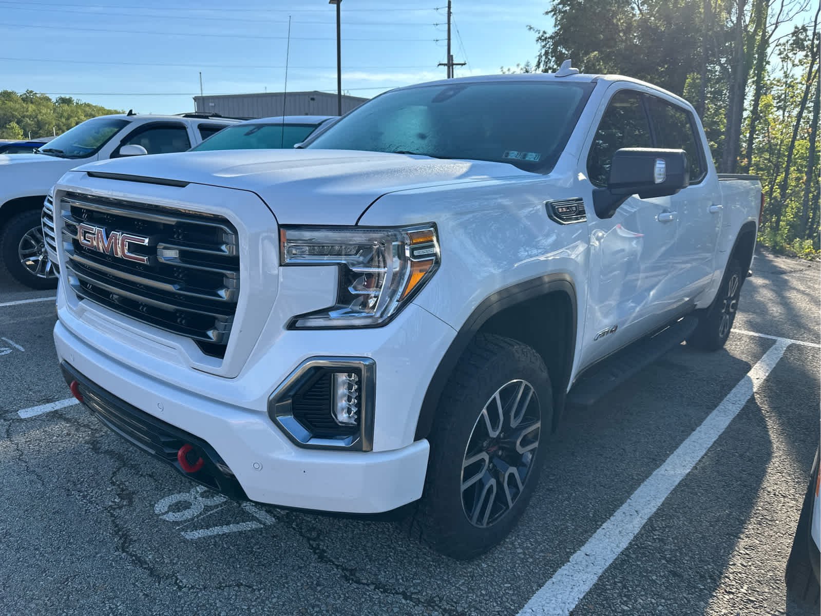 2022 GMC Sierra 4WD Crew Cab Short Box AT4's photo