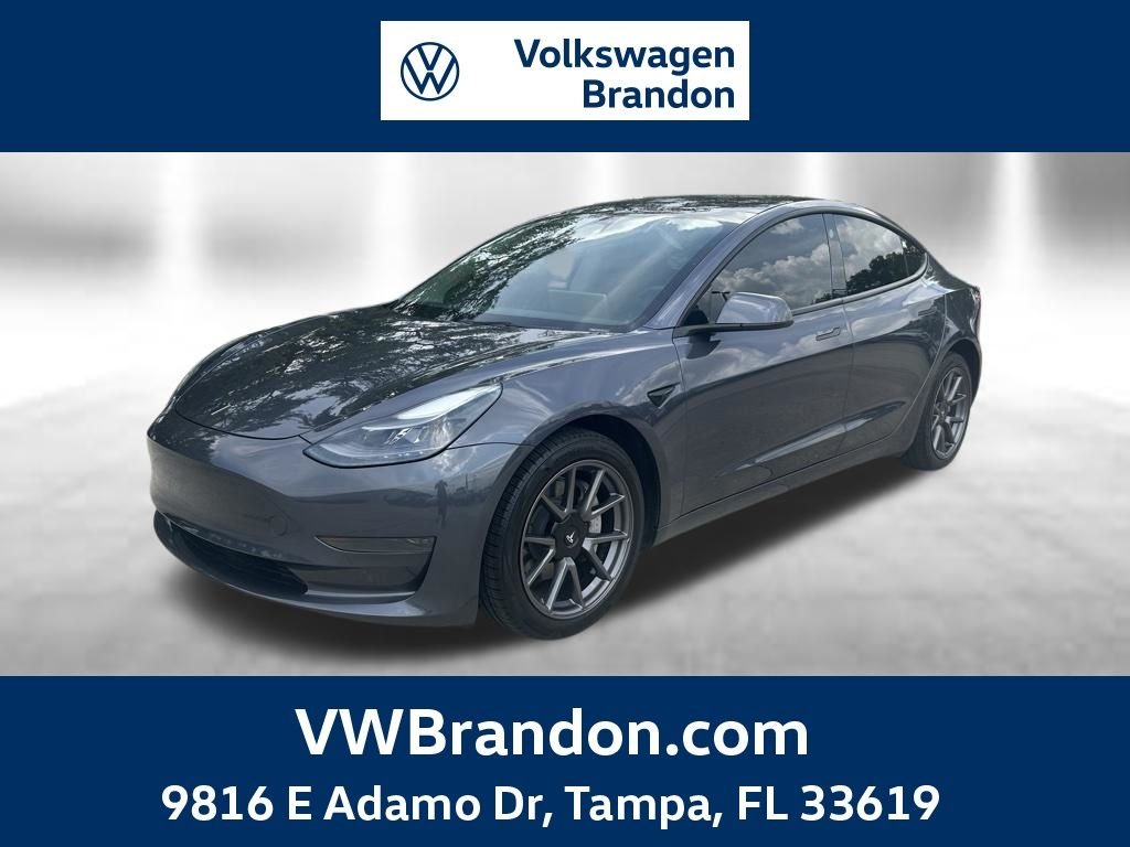 2023 Tesla Model 3 -'s photo