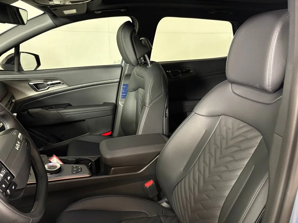 New 2027 Heritage Blue Kia X-Line Prestige image 18