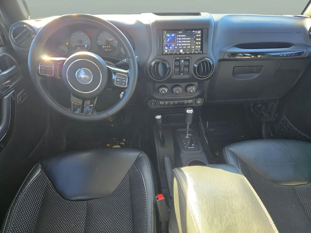Used 2016 Gray Jeep Unlimited Sahara image 14