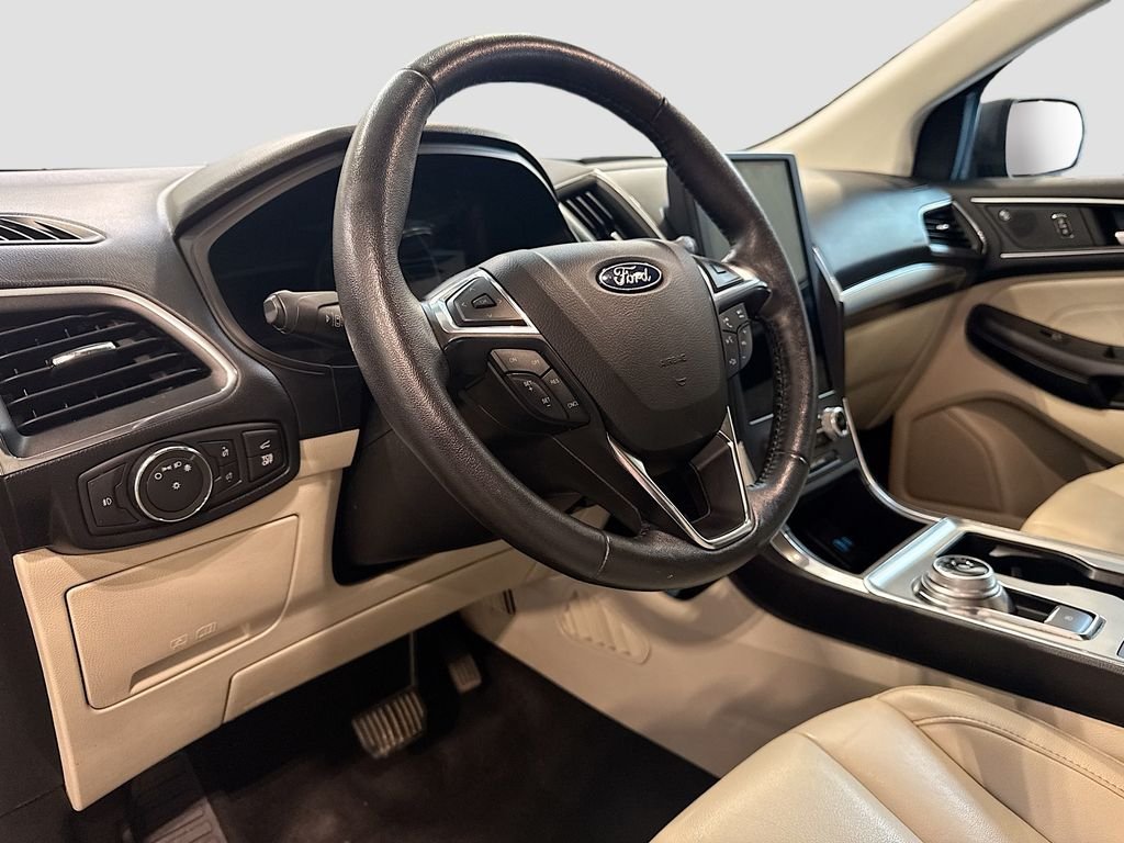Used 2022 Gray Ford Titanium image 9