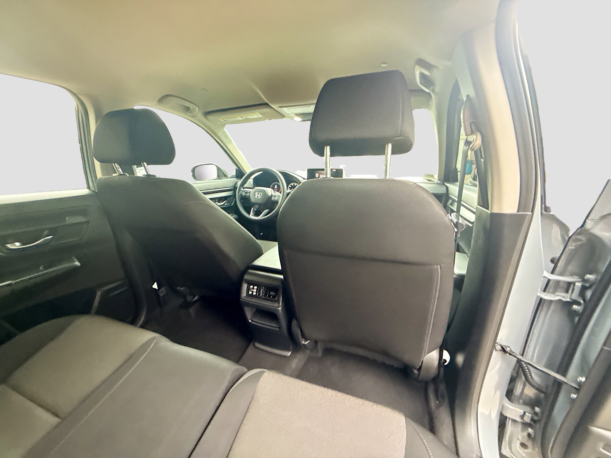 2025 Honda CR-V LX - Photo 29