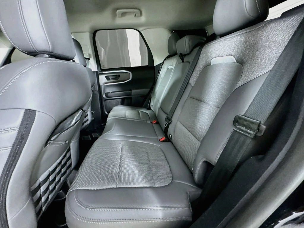 Used 2025 Black Ford Badlands image 28