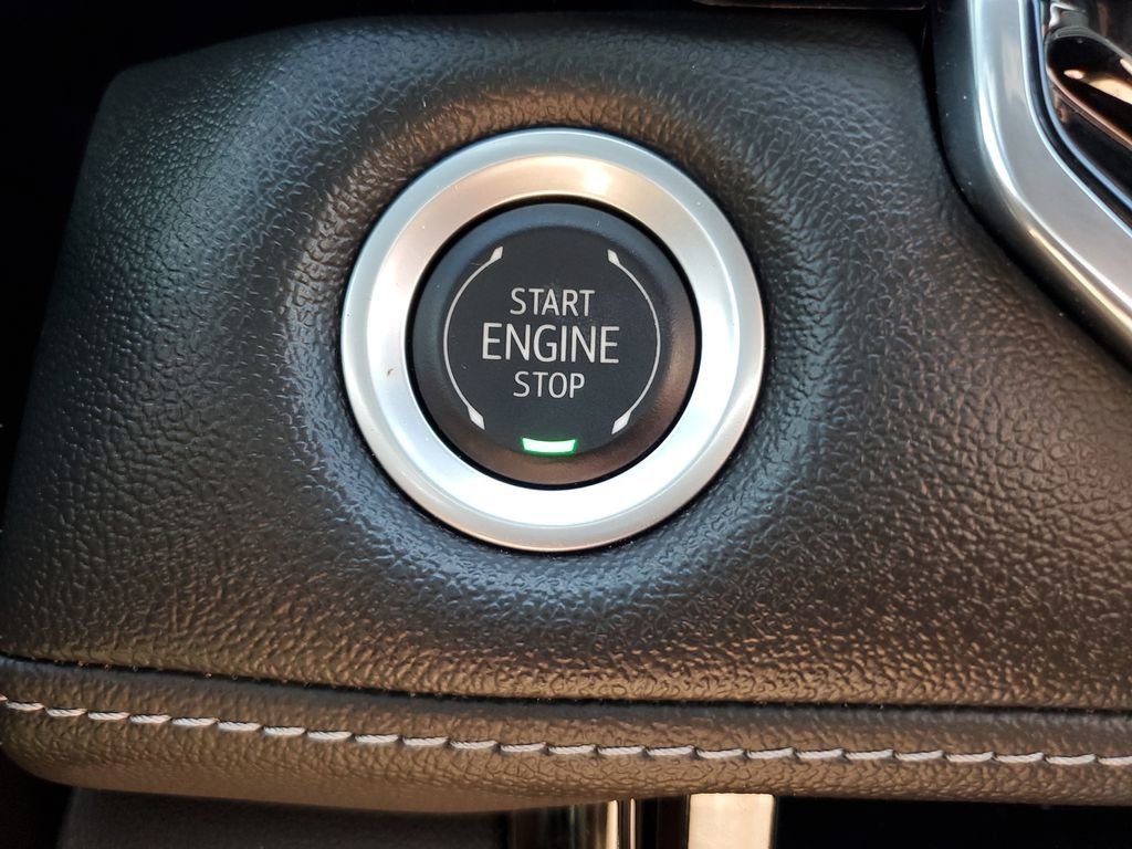 Used 2024 Gray Chevrolet LT image 29