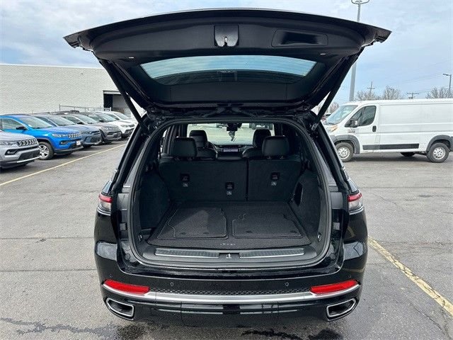 2024 Jeep Grand Cherokee Summit - Photo 9