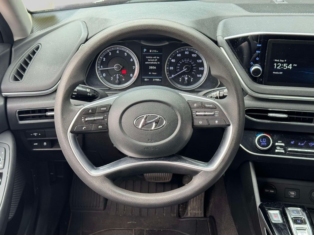 Used 2023 Red Hyundai SEL image 14