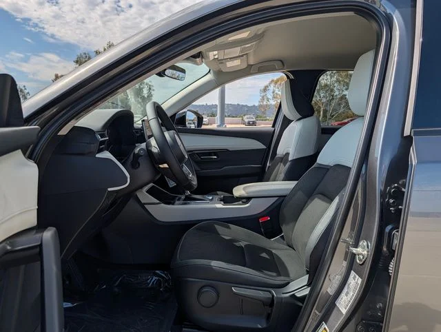 New 2026 Machine Gray Metallic Mazda 2.5 S Select AWD image 11