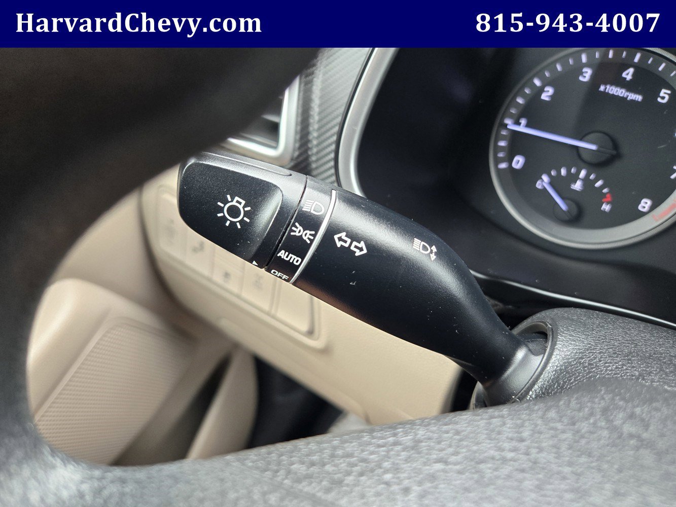 Used 2019 Gray Hyundai Value image 23