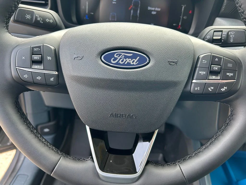 New 2026 Carbonized Gray Metallic Ford XLT image 18