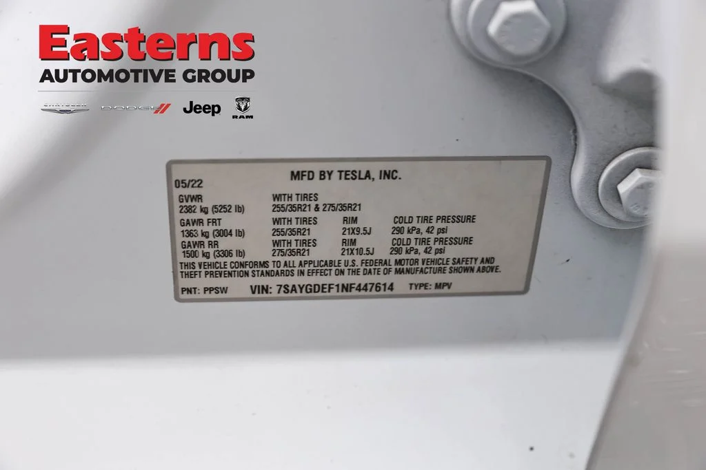 Used 2022  Tesla Performance image 30