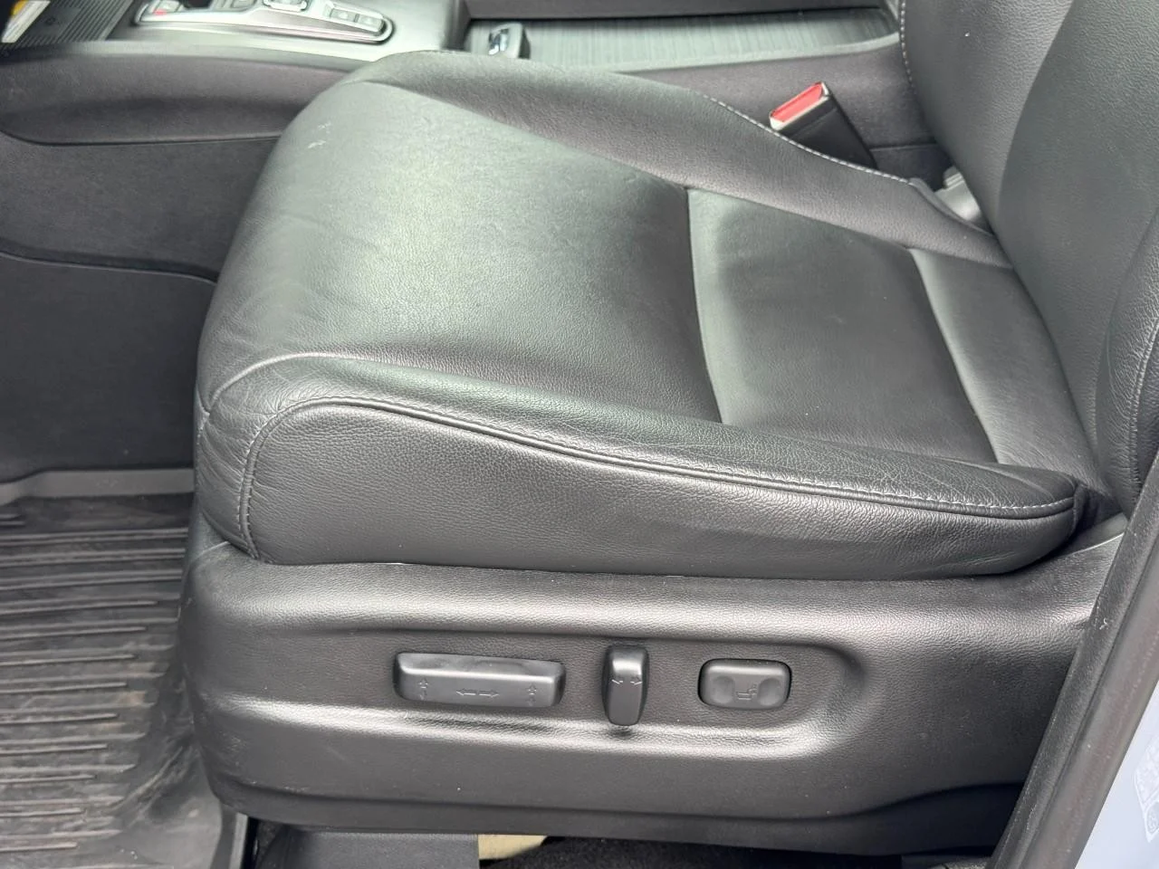 2022 Honda Pilot SE - Photo 19