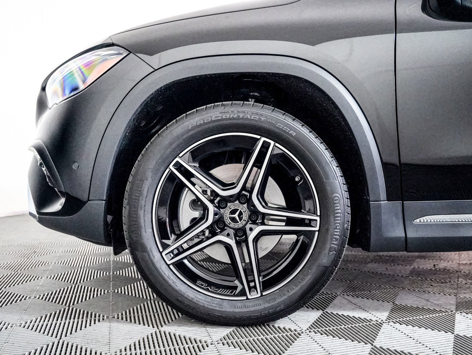 New 2026 Night Black Mercedes-Benz GLA 250 image 6