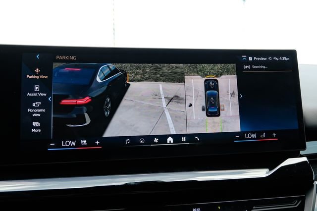Used 2025 Black BMW 530i image 27