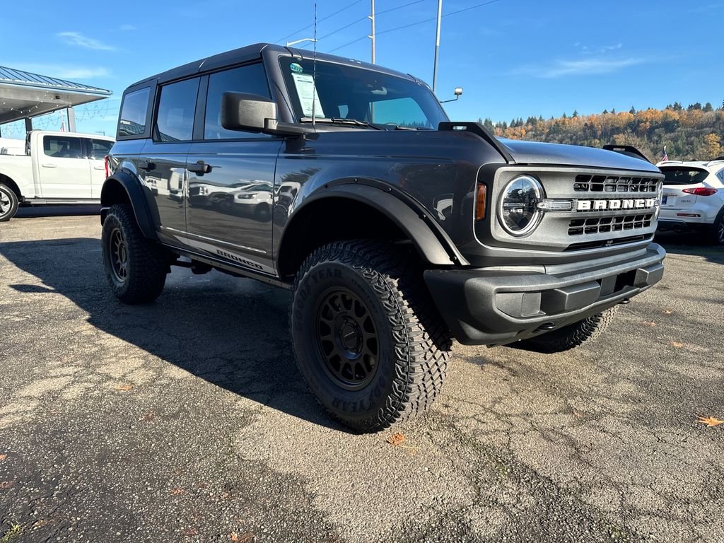 2025 Ford Bronco 4-Door Base - Photo 10